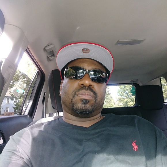 Meet your Posher, Sheldon - Picture 1 of 1